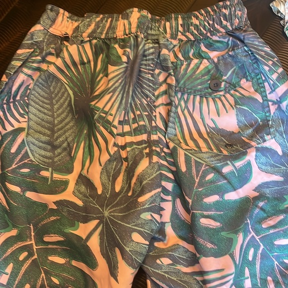 St. John’s Bay Medium Swim Trunks - Picture 5 of 5